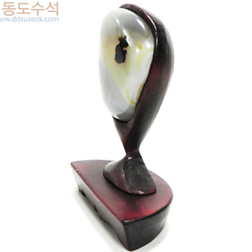 기도하는여인(마노옥)