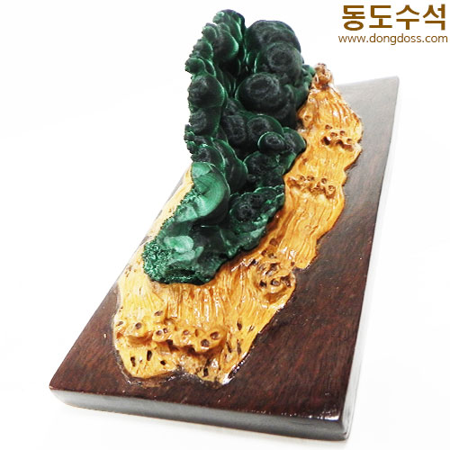 공작석(말라카이트자연석))