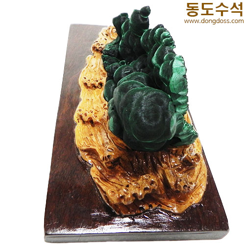 공작석(말라카이트자연석))