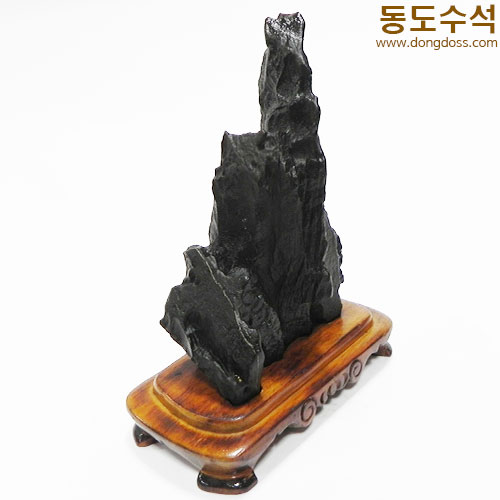 괴석바위산수