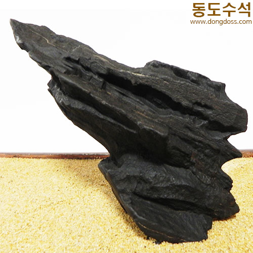 괴석바위산수