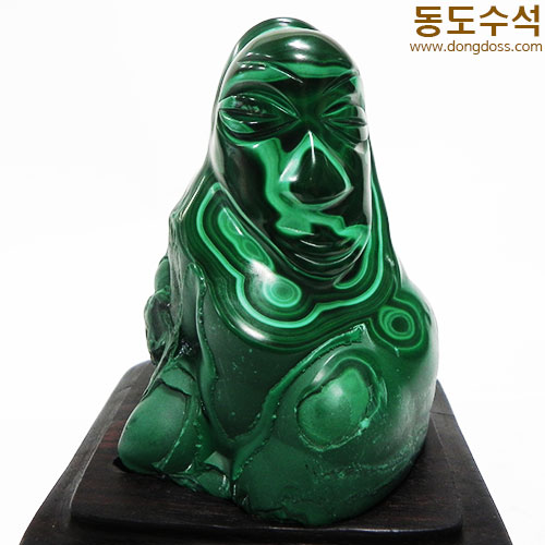 말라카이트(공작석스님조각)