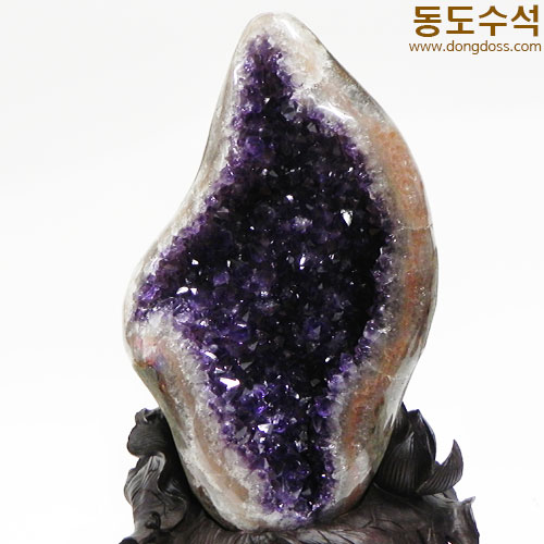 보라자수정