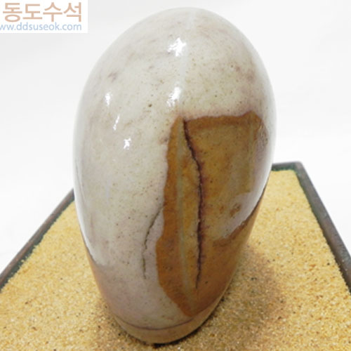 산수월석