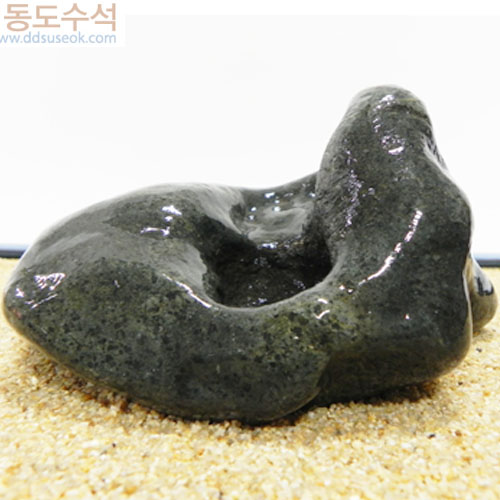 호수경석