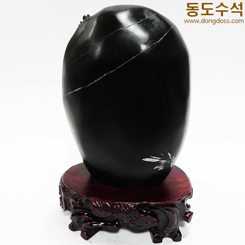 국화석