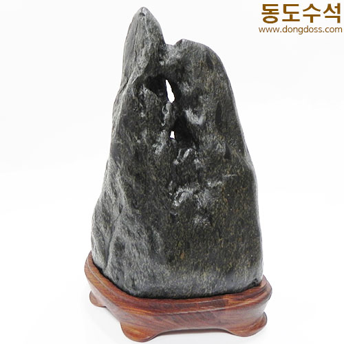 계류에입석바위