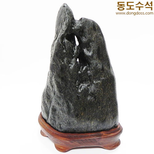 계류에입석바위