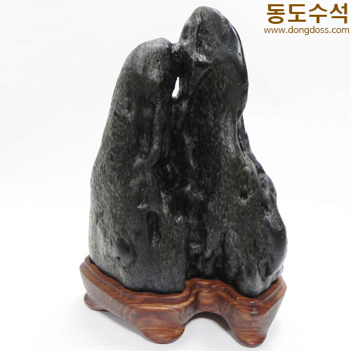 계류에입석바위